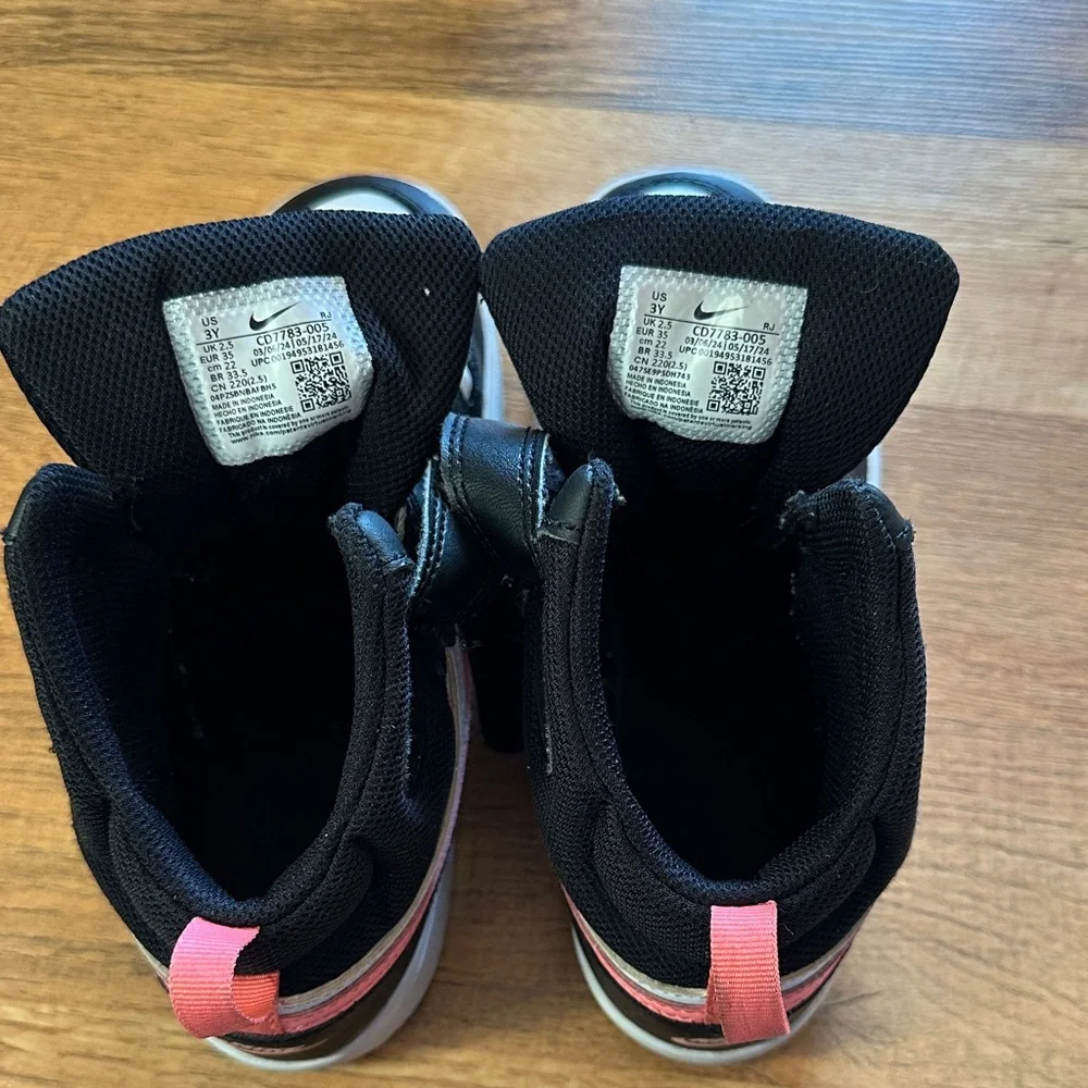 Nike Kids High-Top Sneakers in Black, White & Coral Pink - Picture 5 of 8